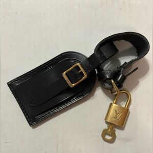 BLACK LV LUGGAGE TAG, POIGNET